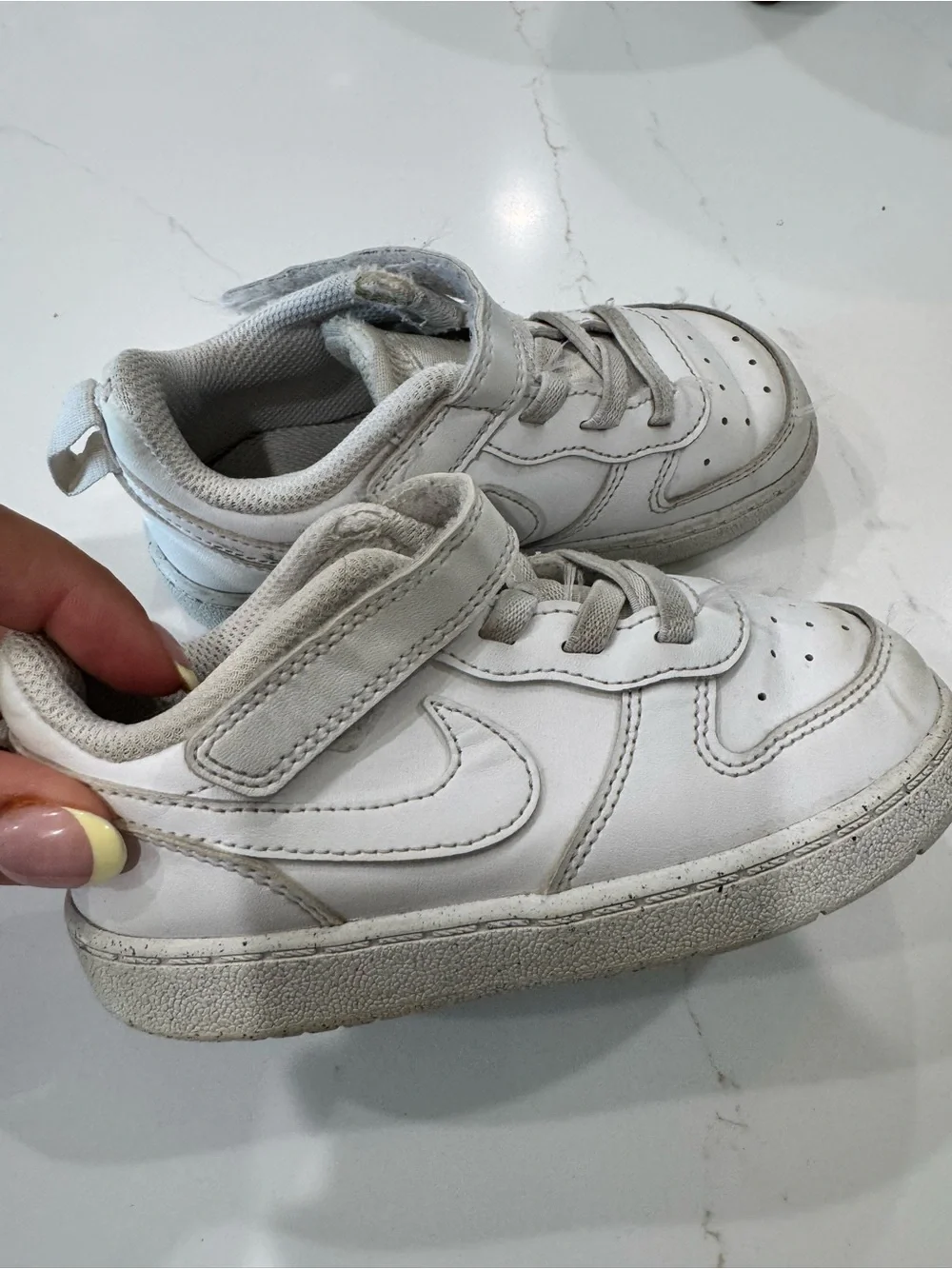Nike Kids White Leather Sneakers with Hook-and-Loop Strap